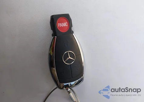 2007 Mercedes-Benz Clk 550 из США, поврежденный, VIN WDBTK72F27T076859